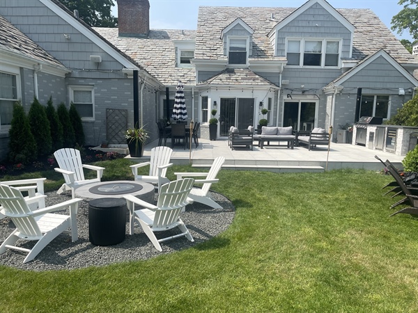 Hewlett, NY Patio and Kitchen